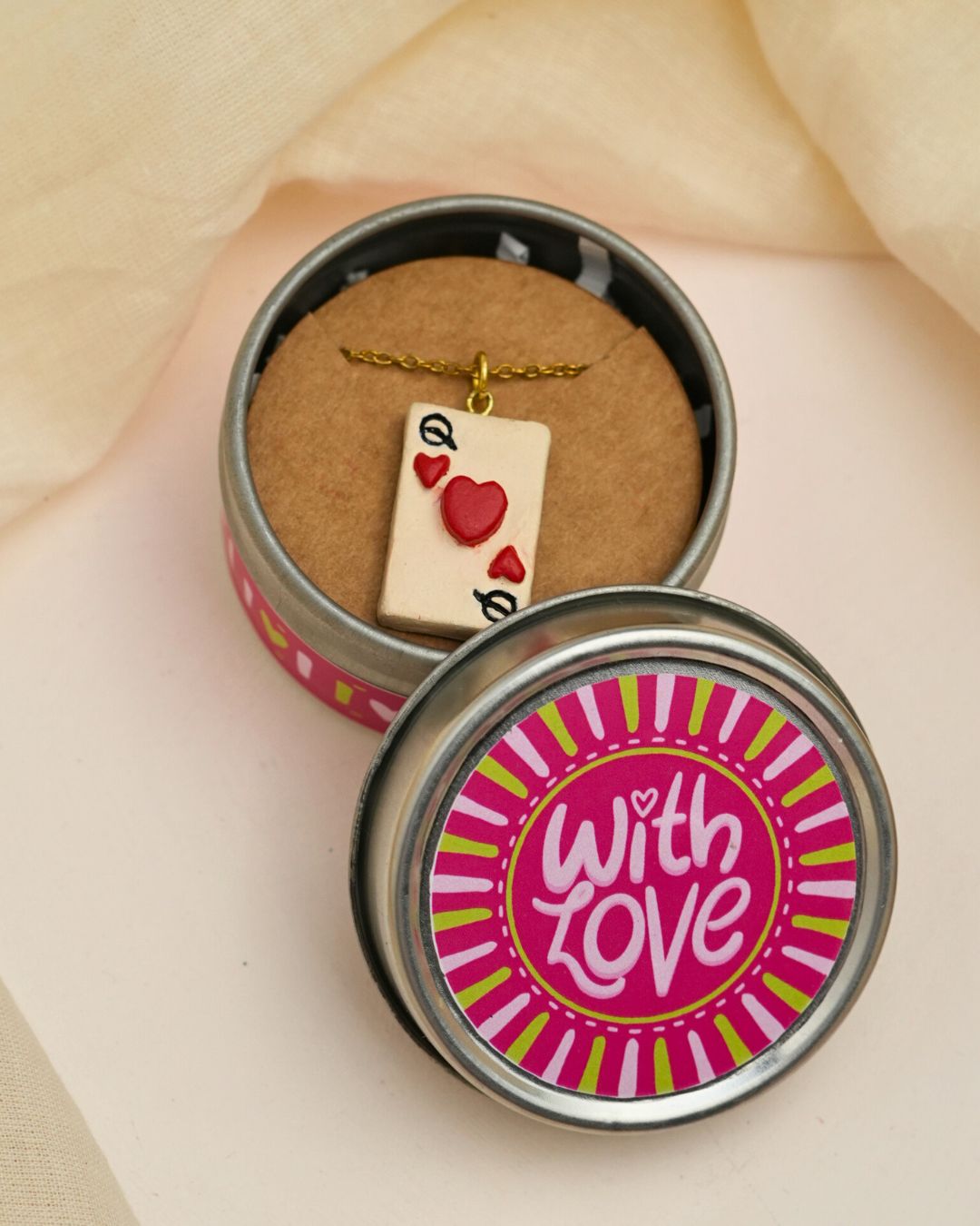 Queen of Hearts Chain