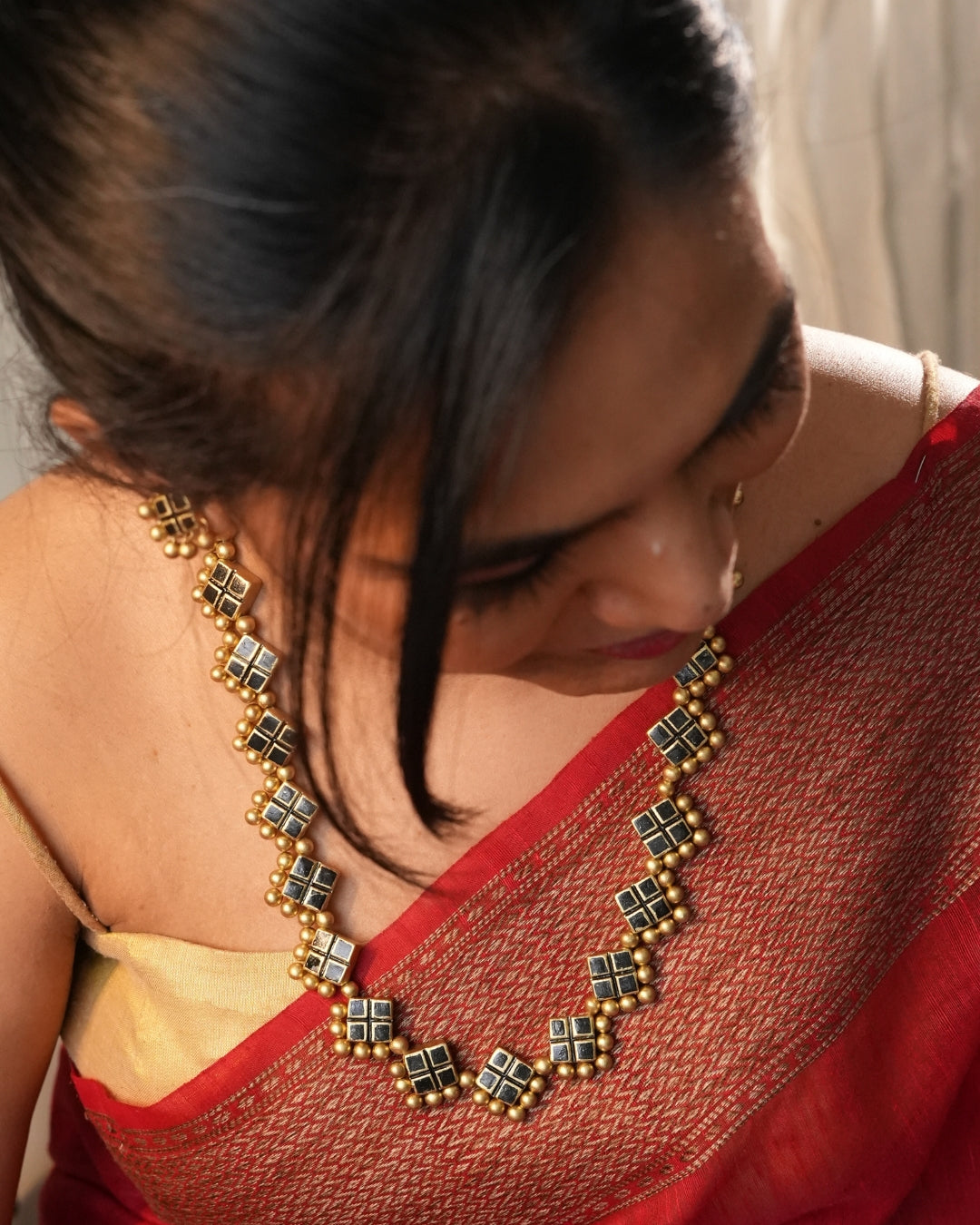 Gold-Necklace-Set-For-Friends-Wedding