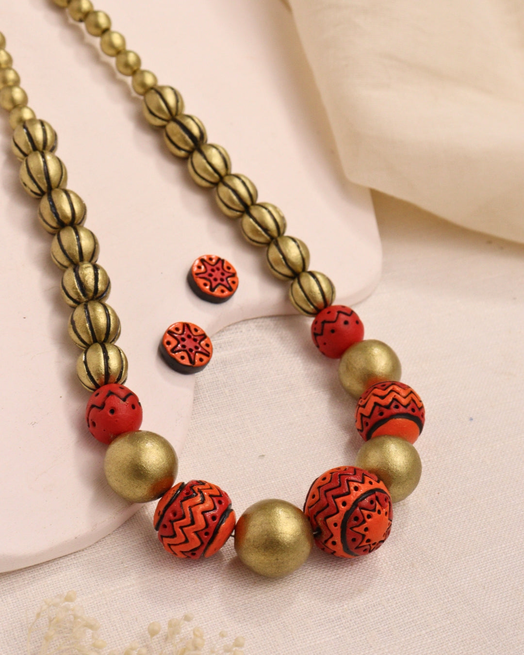 Traditional-short-Necklace-For-silk-saree