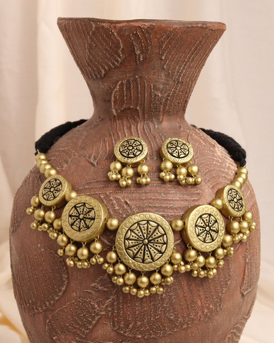 Traditional-Necklaces