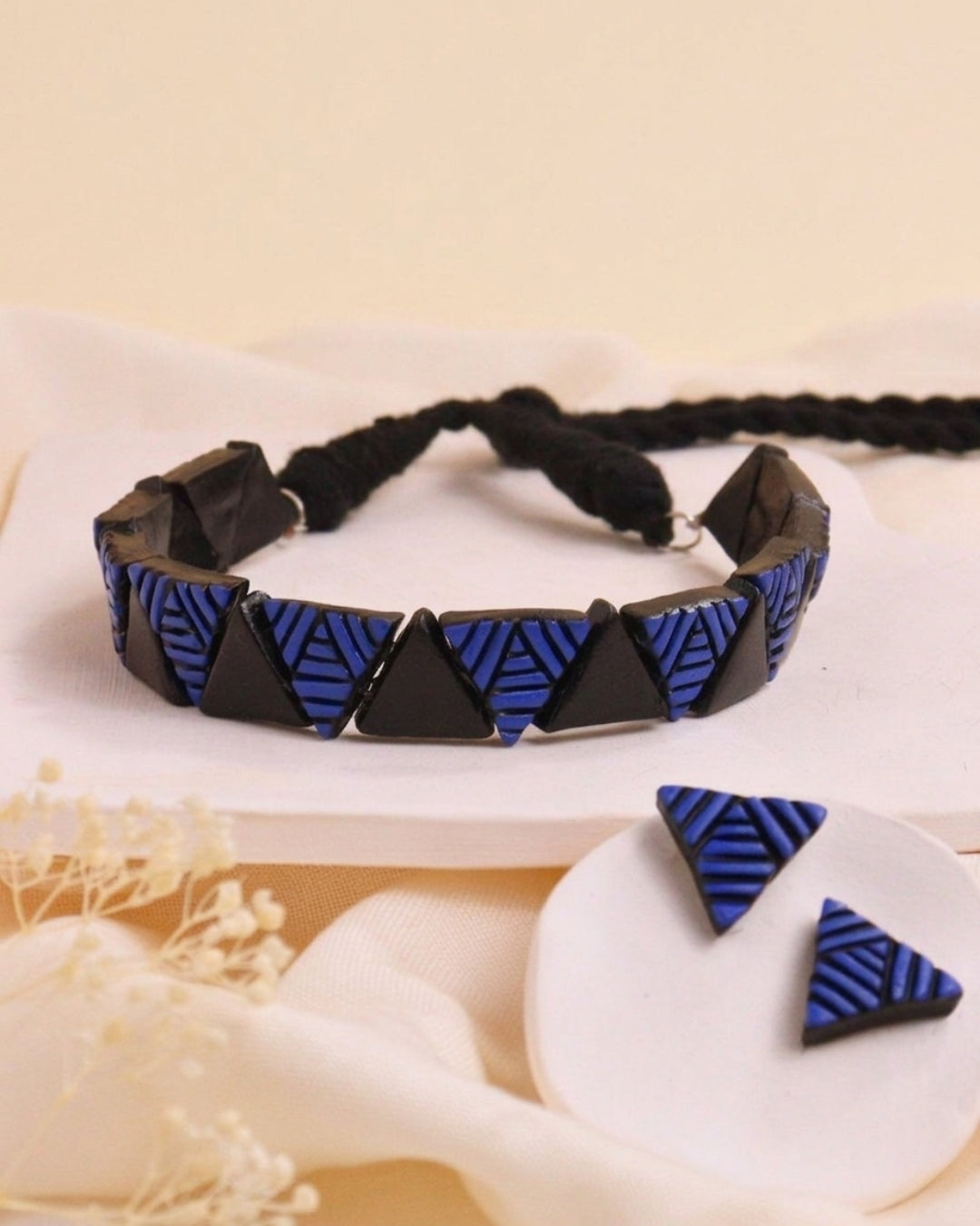 Black-Indo-western-Necklace-Set