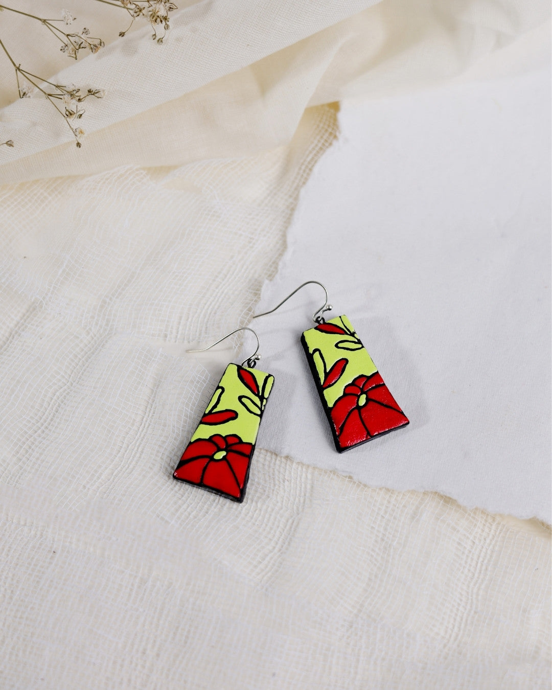 Minimal-Gift-Hanging-Earrings-For-Friend