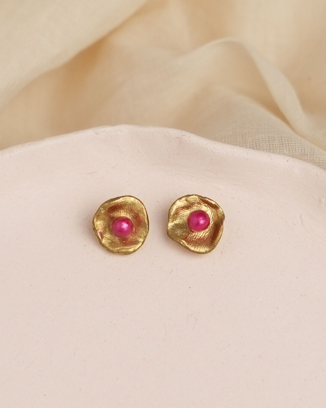 pink-lightweight-stud-earrings-women