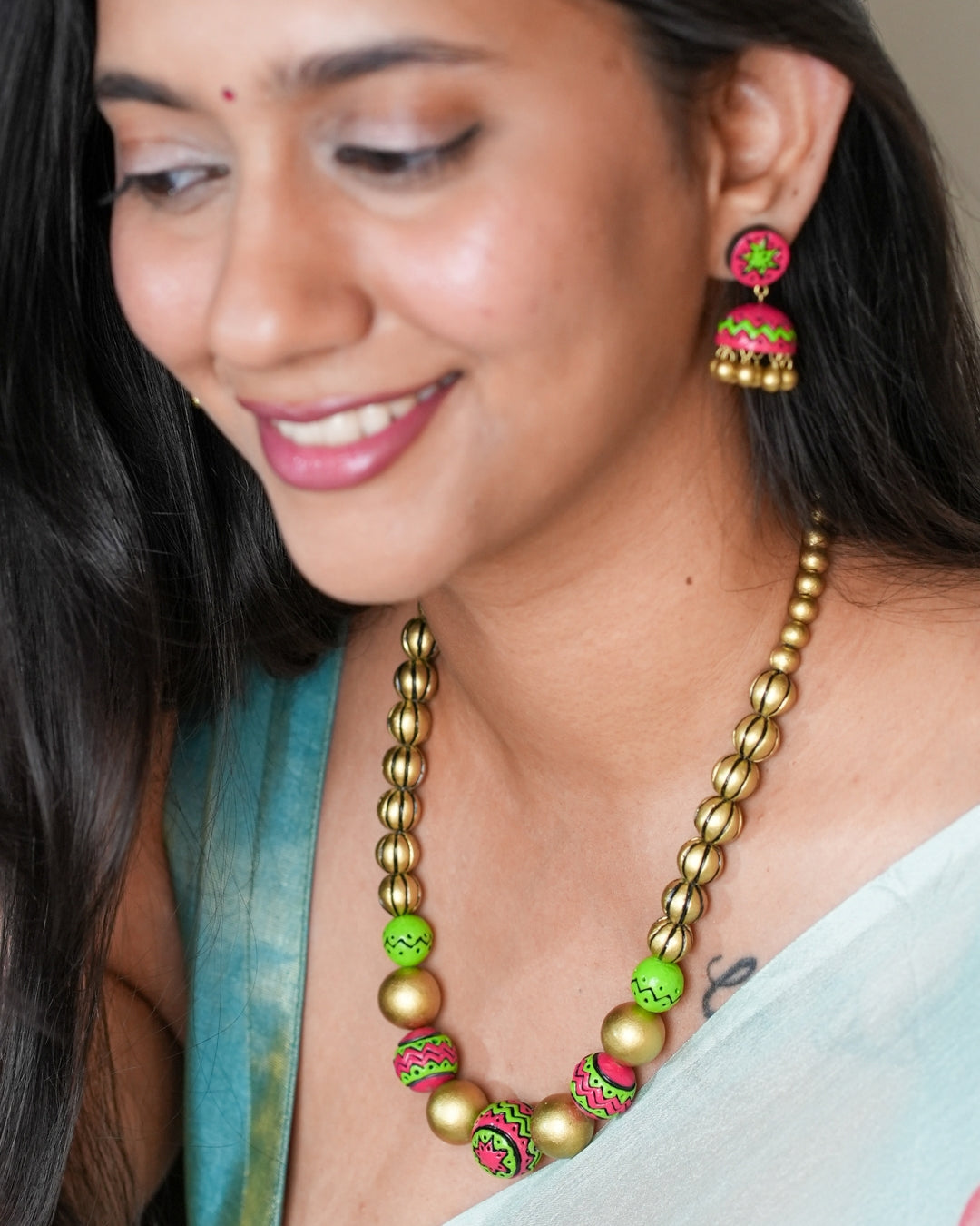 Gold-Necklace-Set-For-Special-Occasion