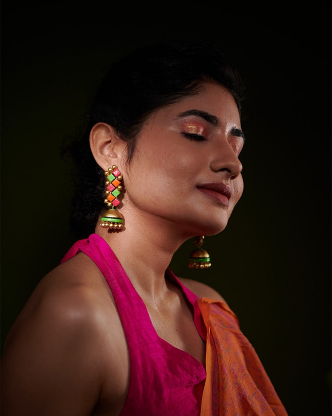 Jhumkas-Gold-Saree