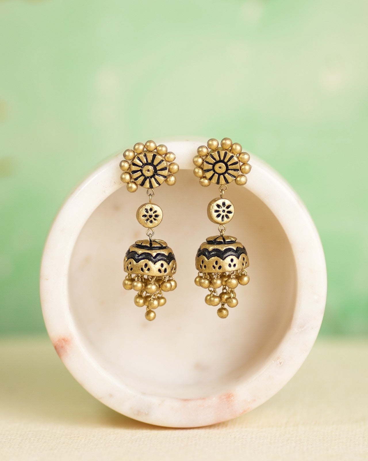 Long-jhumka-earrings