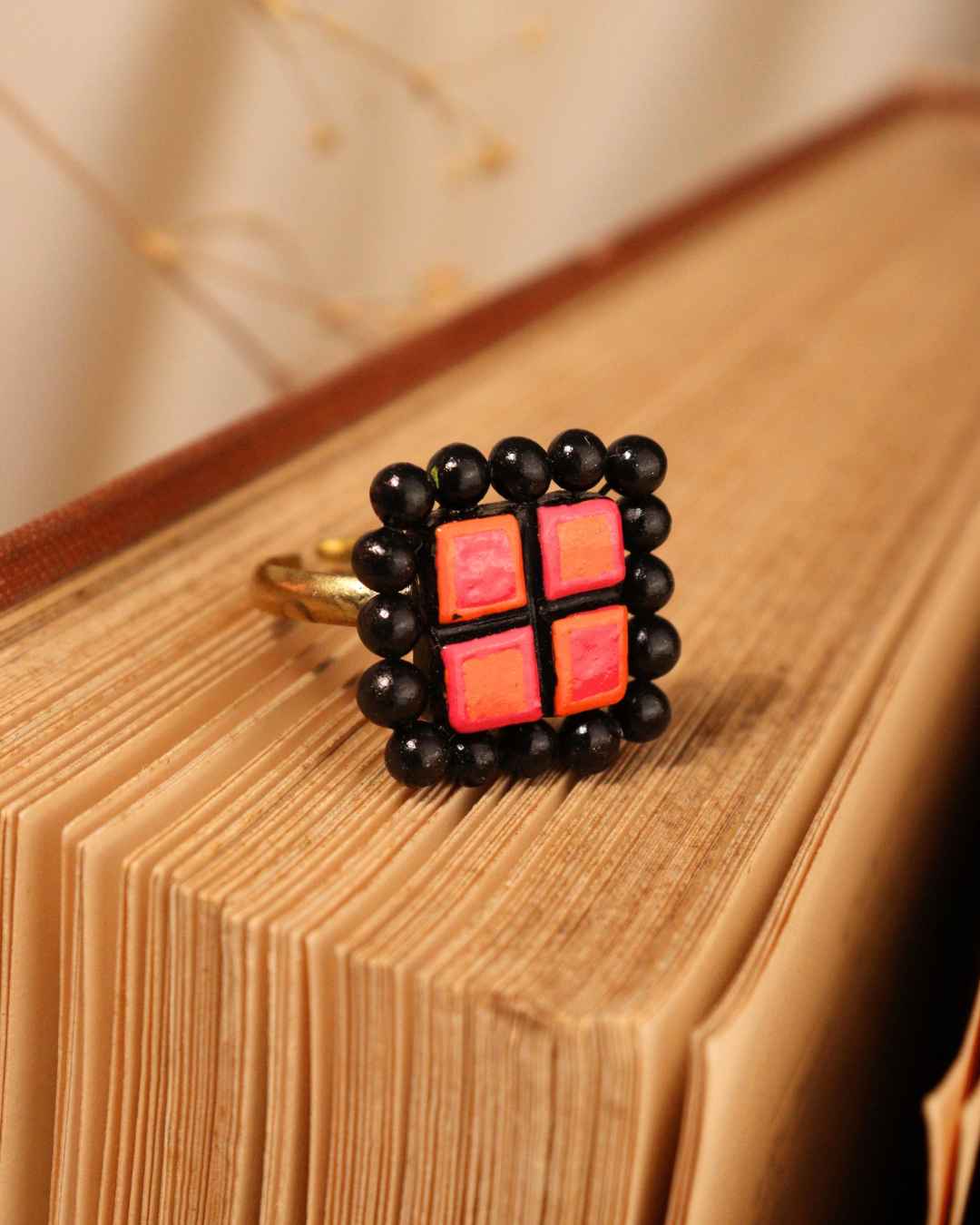 designer-minimal-ring