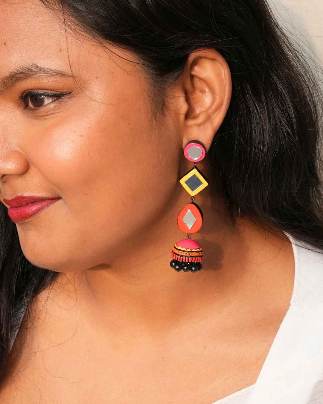 Navratri_Jhumkas_Red_and_Yellow-Model
