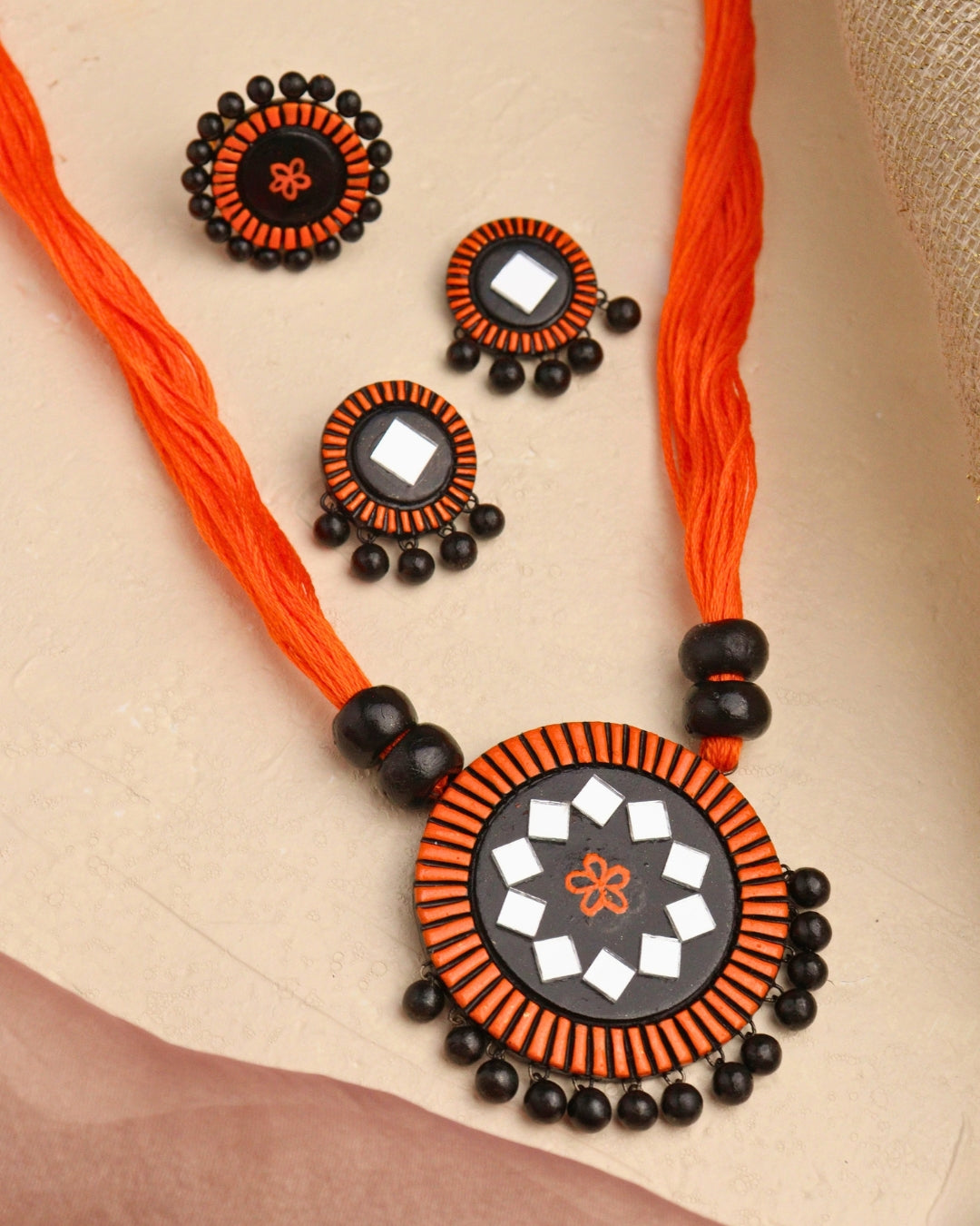 orange-necklace-sets