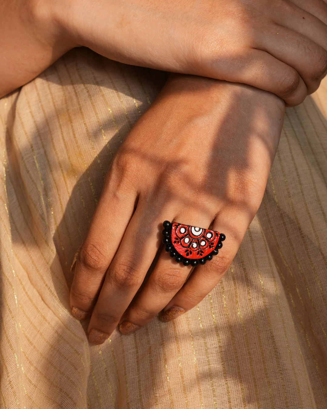 cresent ring model