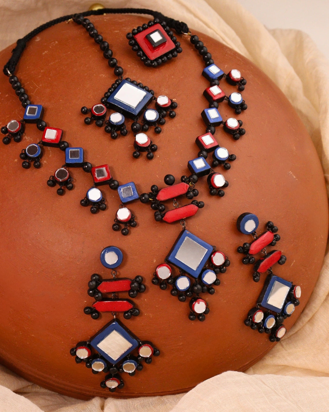 mirror-necklace-set