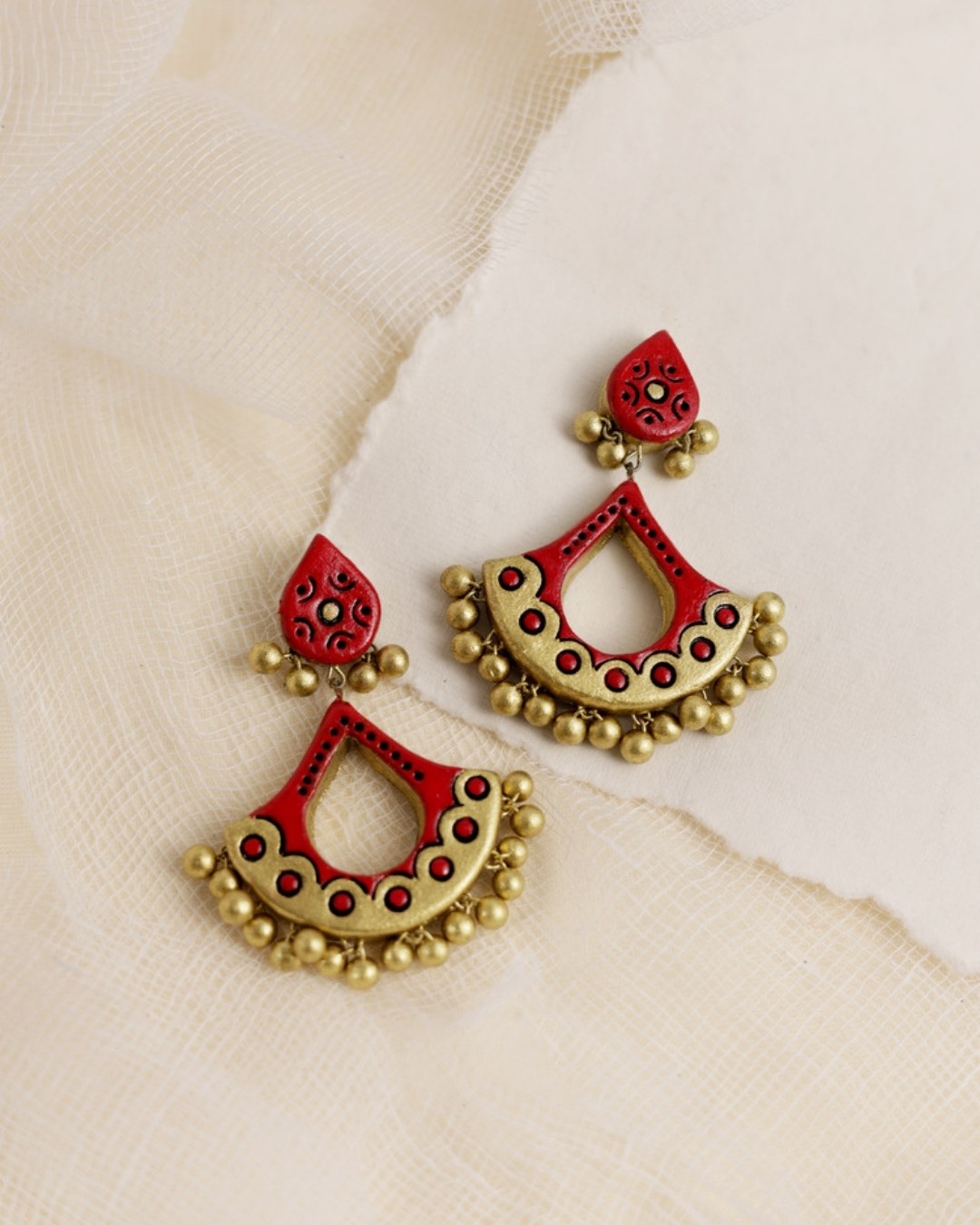 Small-Gold-Traditional-Hangings-For-Sangeet-Gift
