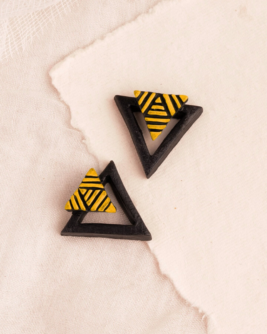 yellow-studs-earrings