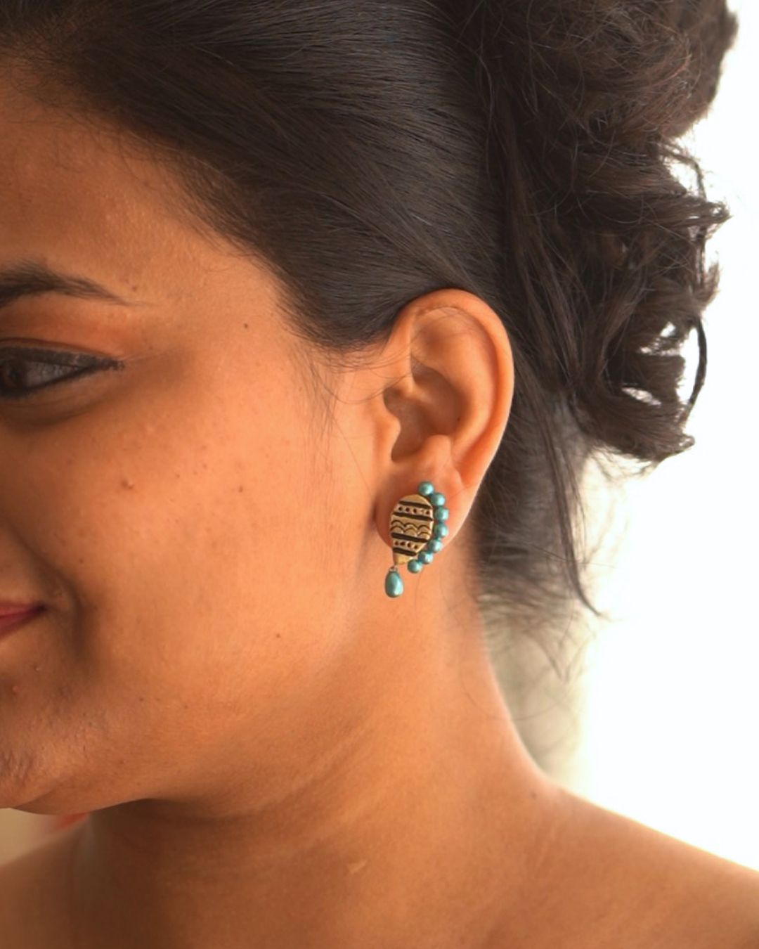Manjari Studs