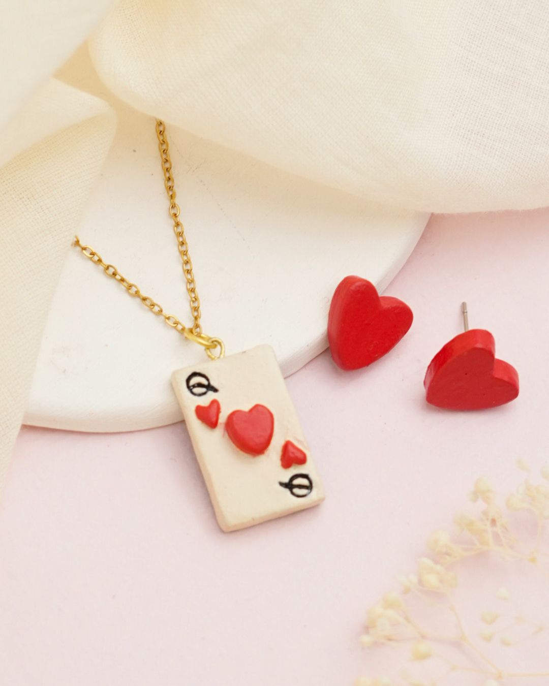 Queen of Hearts Set