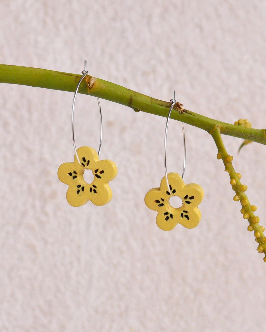 Daisy Hoop Earrings