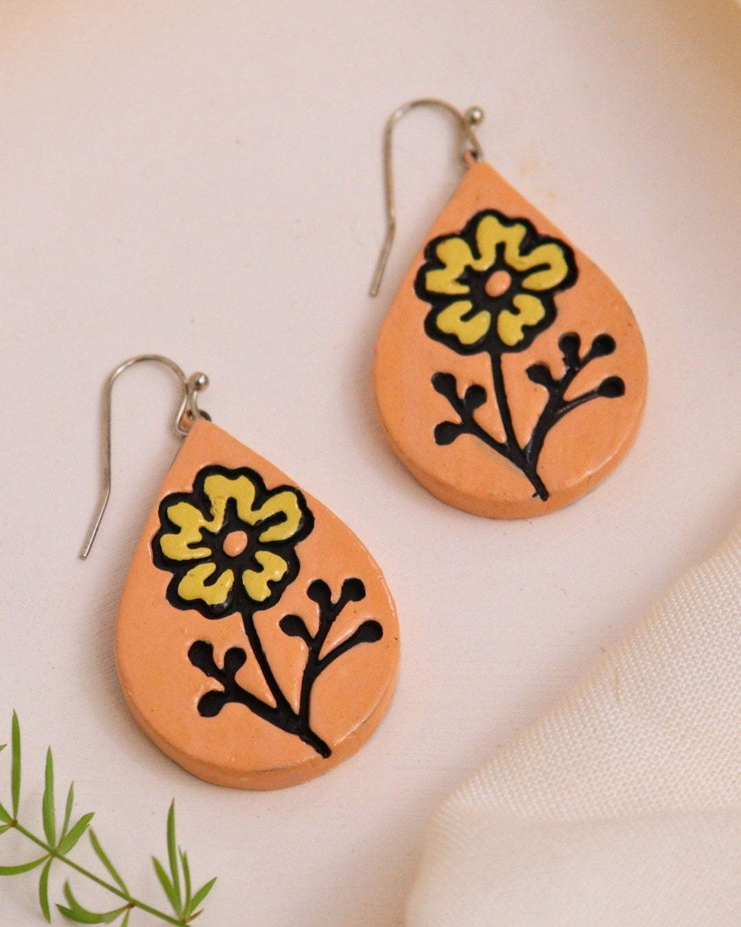 Flower Drop Earrings