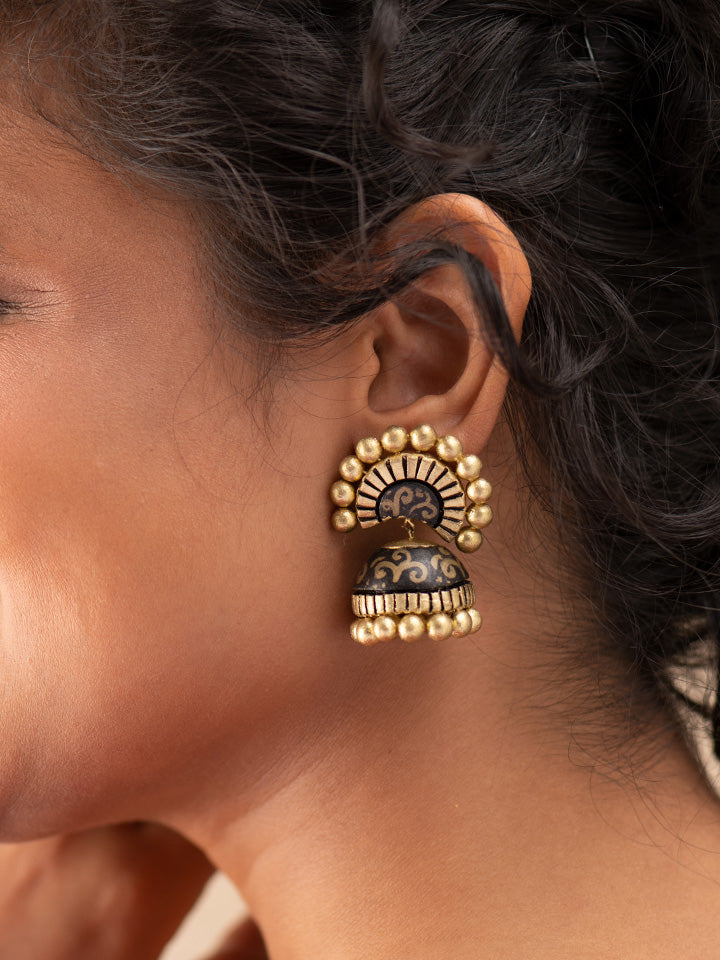 Black-Gold-Earrings