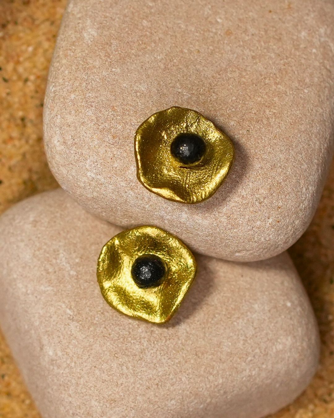 daily-wear-stud-earrings