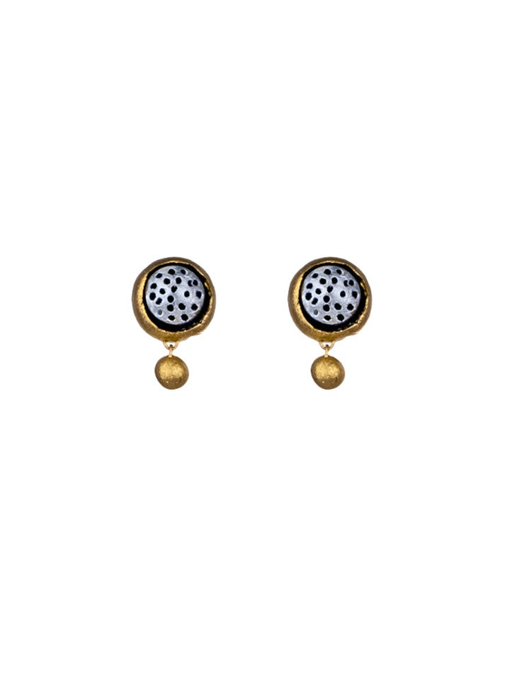 Gold-Minimal-Stud-Earrings