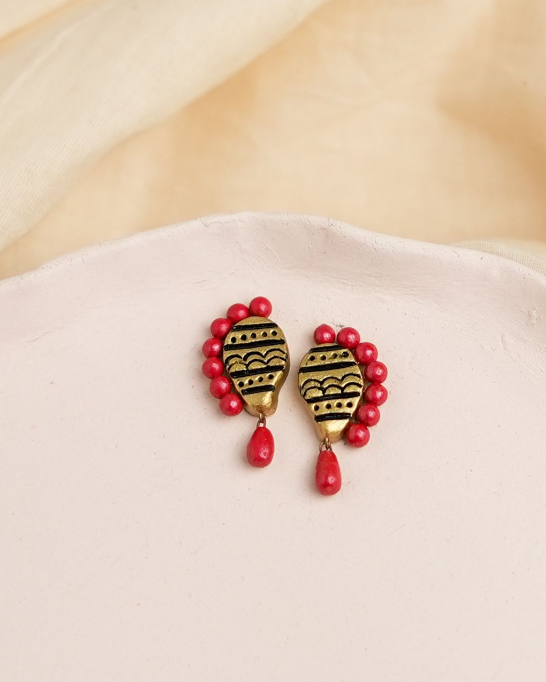 red-gold-stud-earrings