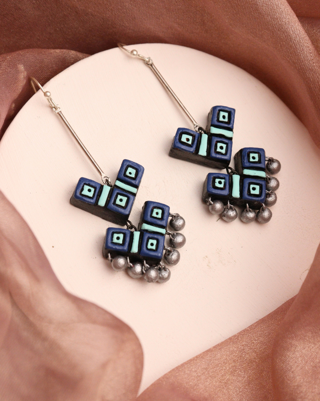 daily-wear-blue-earrings