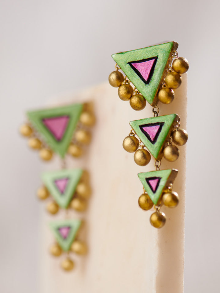 Green-Hanging-Earrings