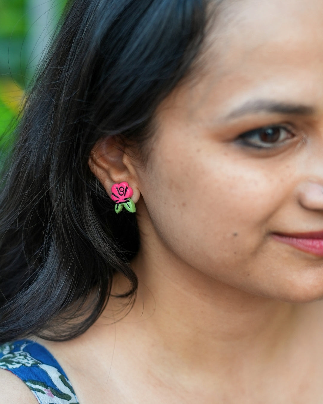 pink-stud-earrings-women