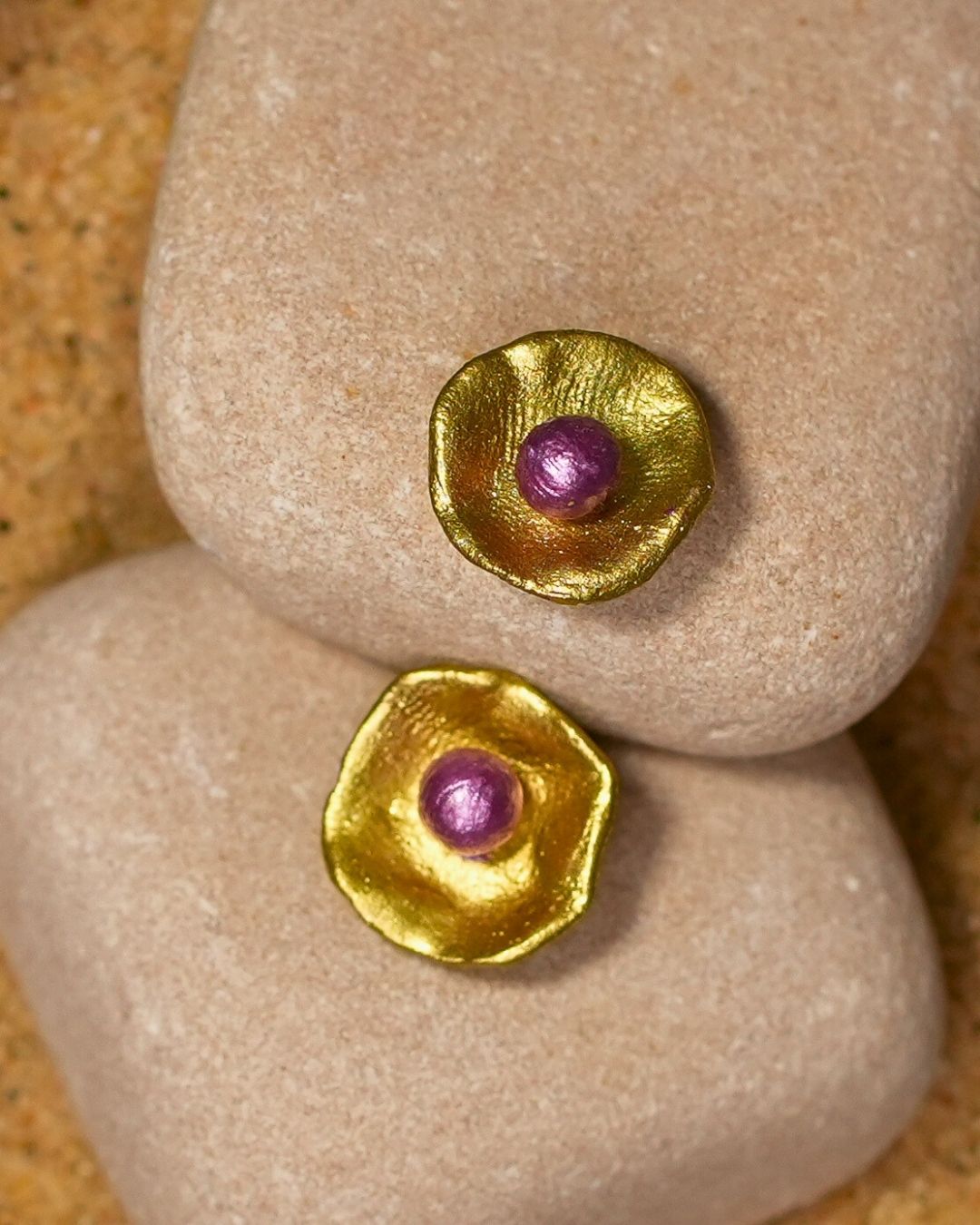 Gold-Purple-pearl-studs
