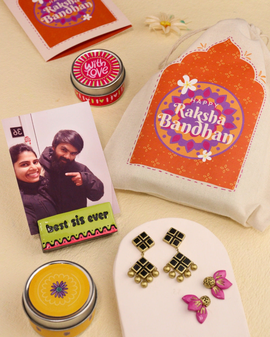 Sister Saver Pouch Hamper