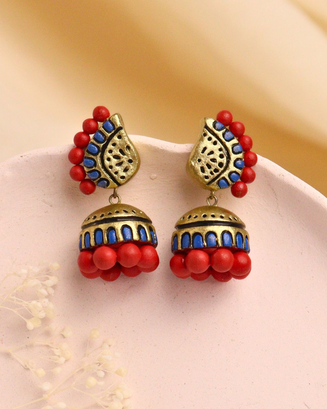 Manjari Jhumka