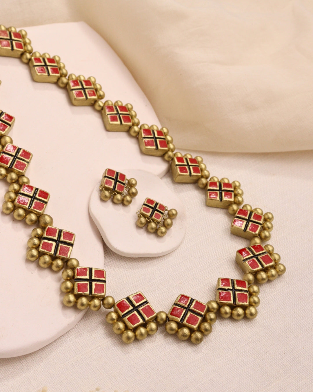 Traditional-Long-Necklace-For-Rakhi