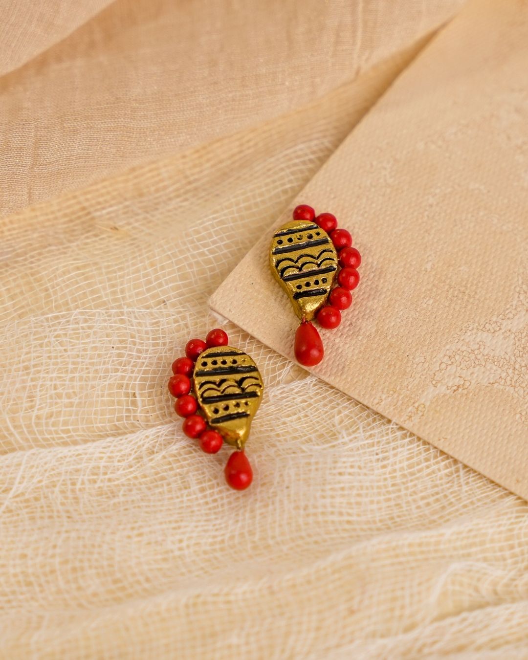 lightweight-earrings