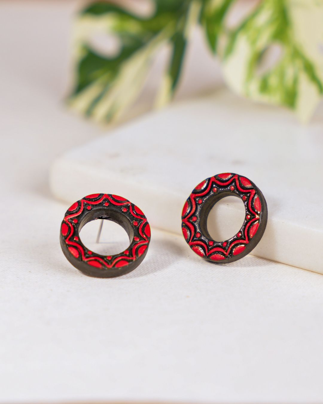 Minimal-stud-earrings