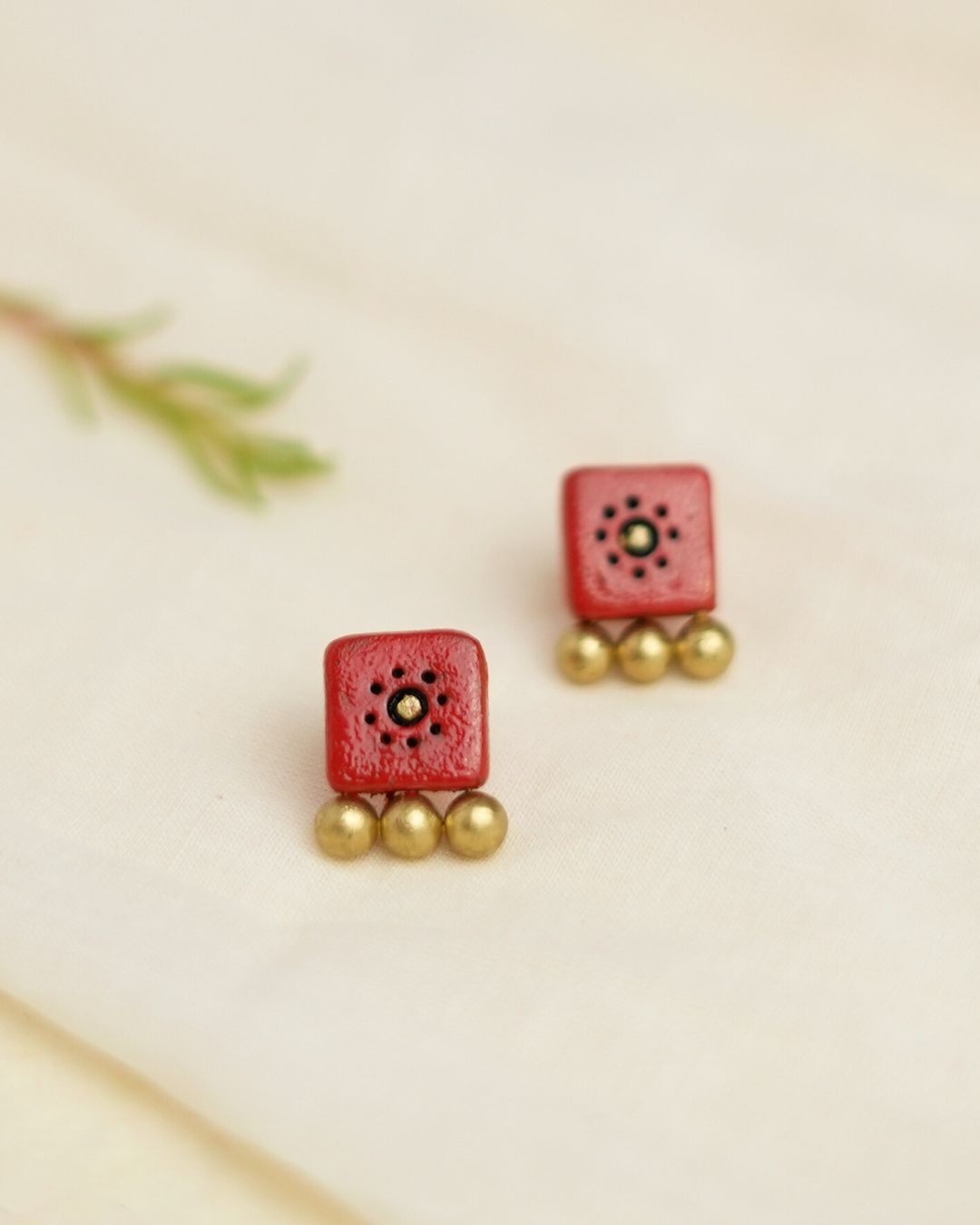 Desi Block Studs