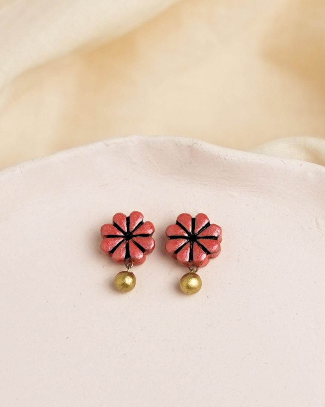 Daisy Drop Studs