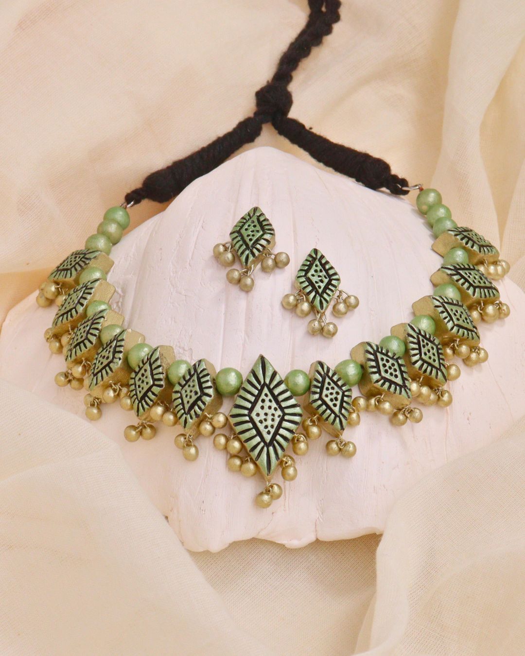 Small-Necklace-Gift-Jewellery