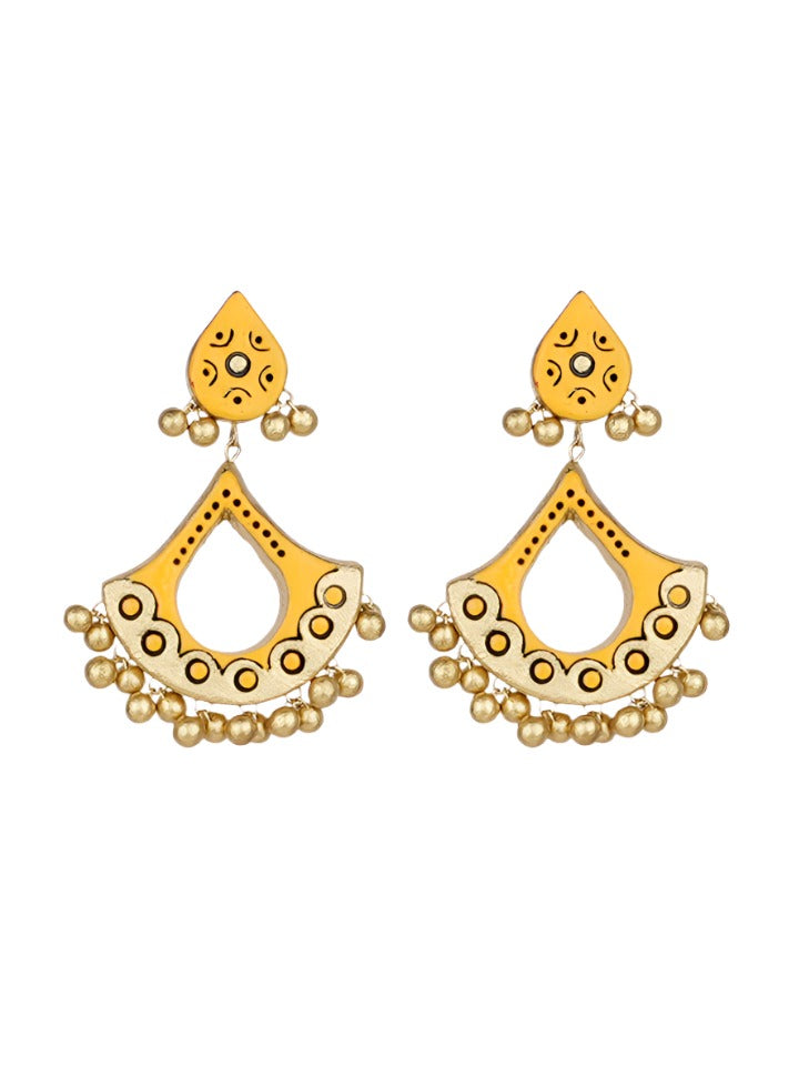 Gold-Gift-Earrings-Wife 