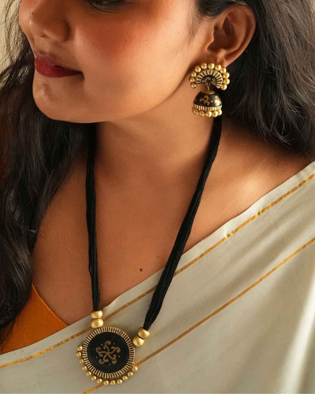 Black Kanchan Long Necklace Set