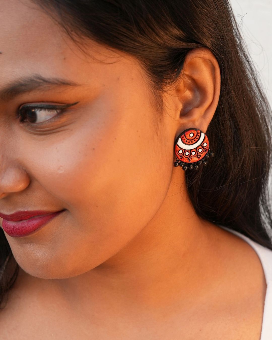 red-painted-earrings