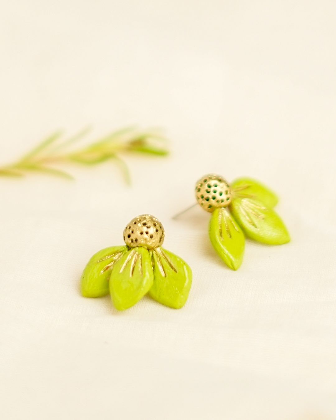 floral-handmade-earrings