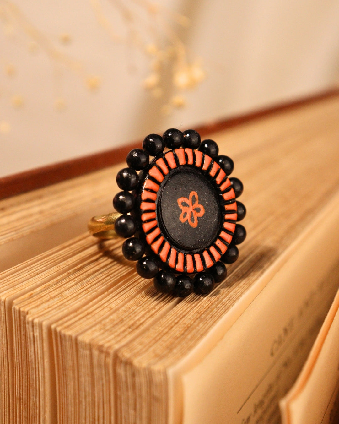 orange-black-ring