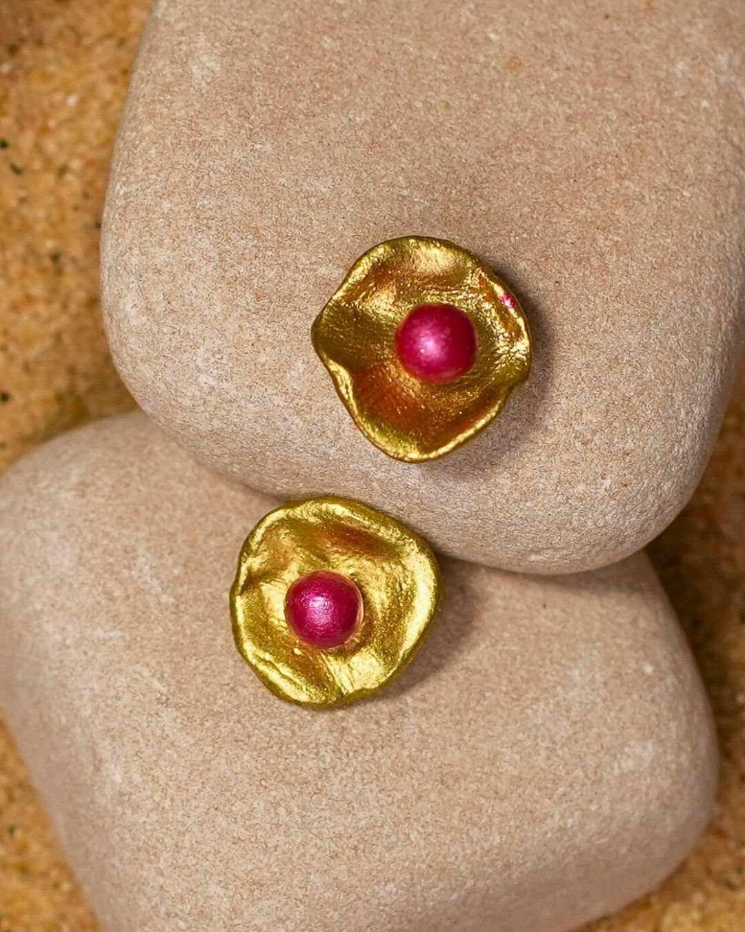 Minimal-daily-wear-earrings-women