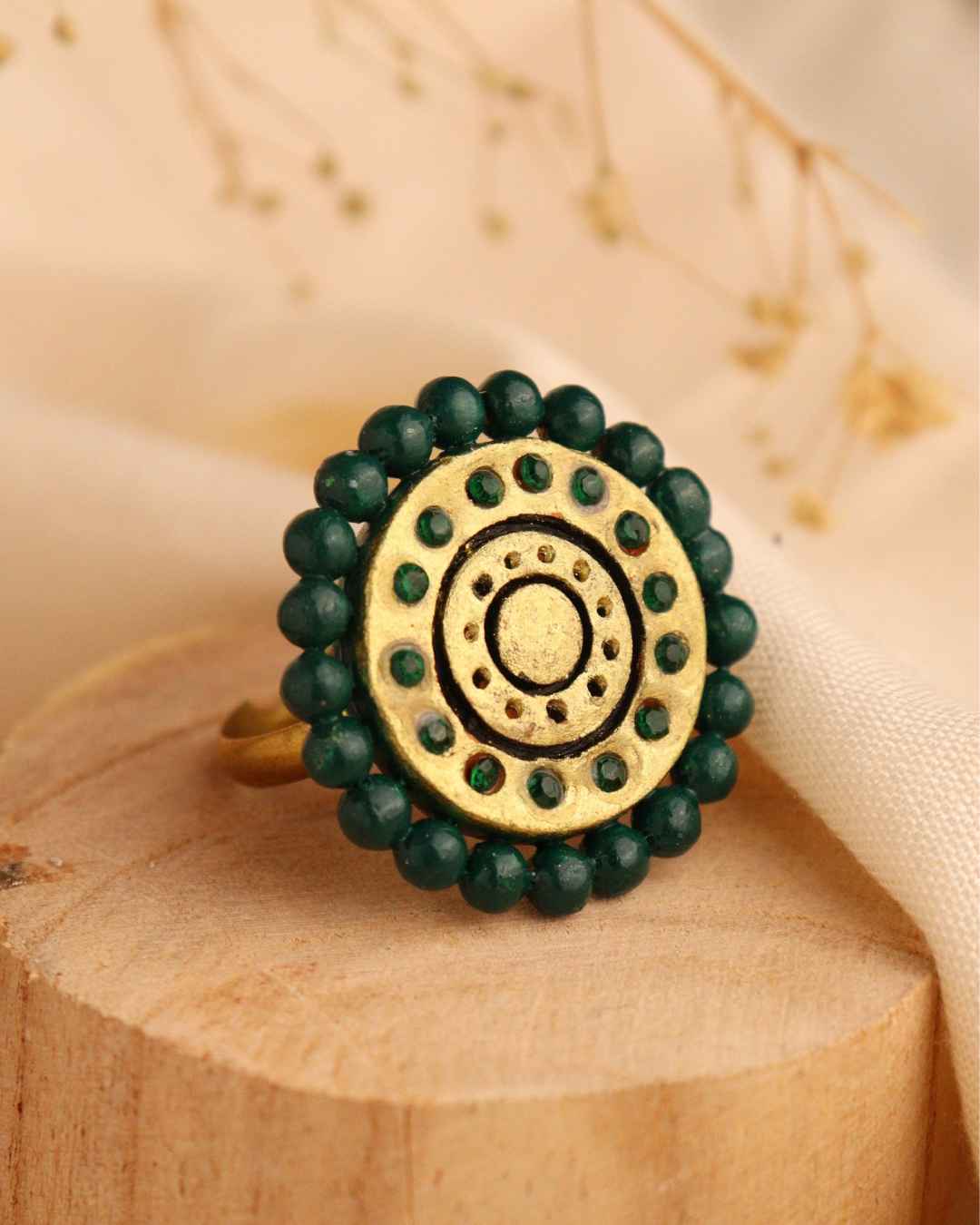 ring-with-stones