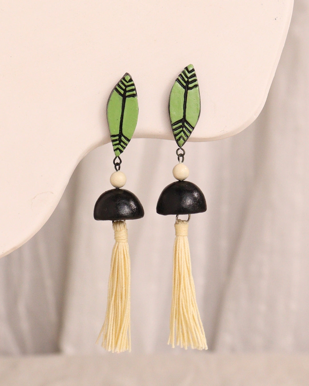 light-weight-tassel-earrings