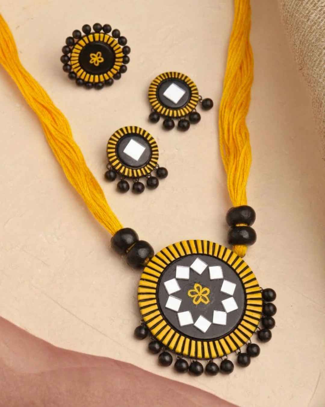 Kanchan Mirror Necklace Set