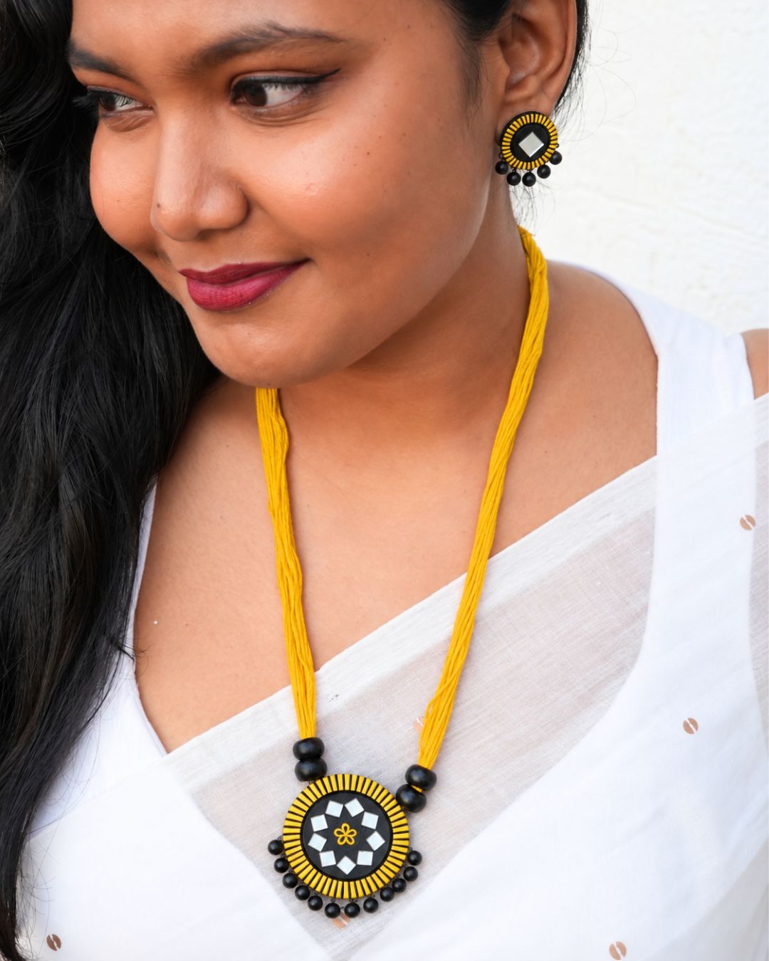 bengali-neckpiece